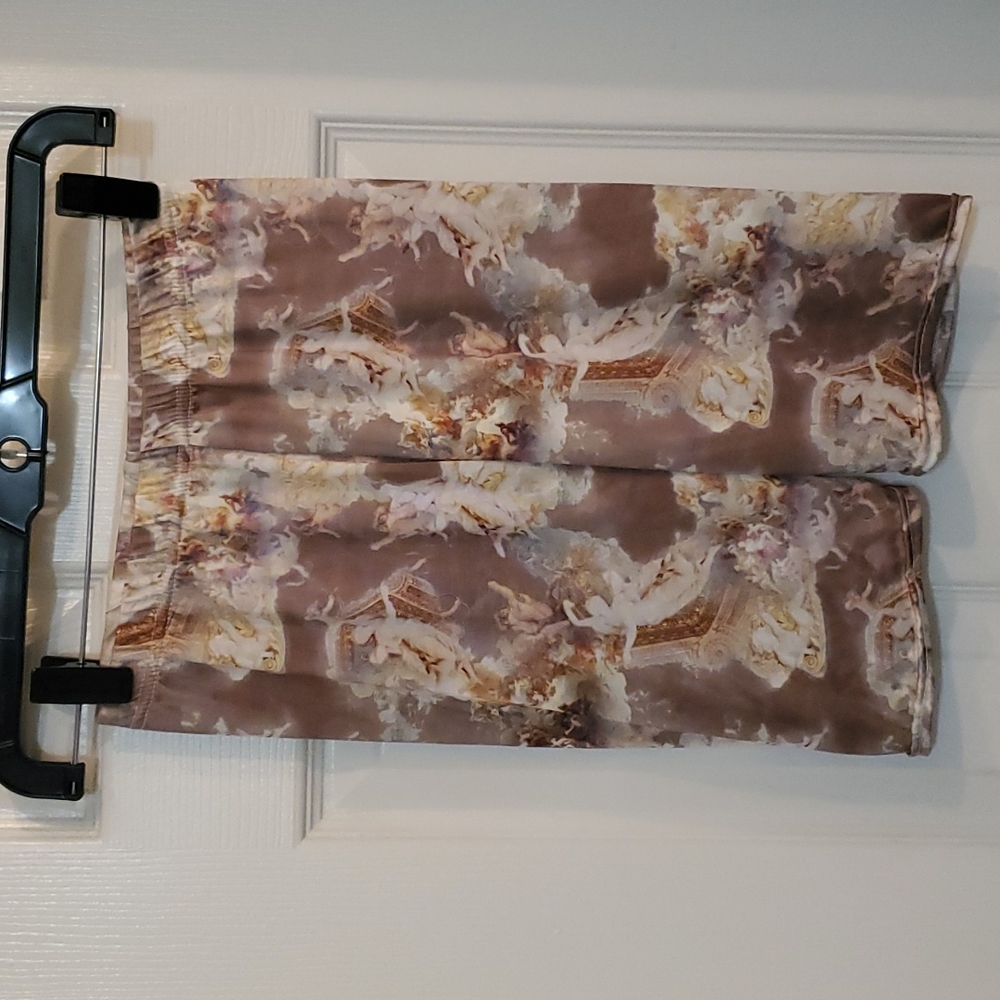 PLT cherub biker shorts